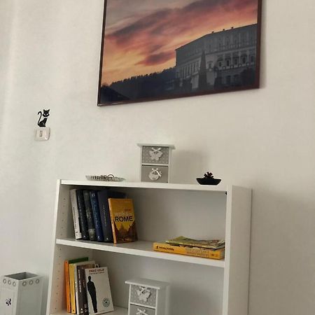Fiori E Farfalle Apartment Капрарола Екстериор снимка