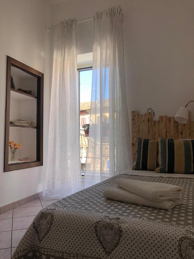 Fiori E Farfalle Apartment Капрарола Екстериор снимка