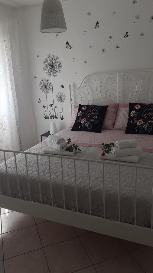 Fiori E Farfalle Apartment Капрарола Екстериор снимка